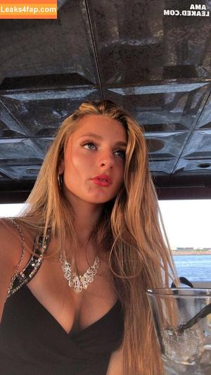 Nikki Grace photo #0009