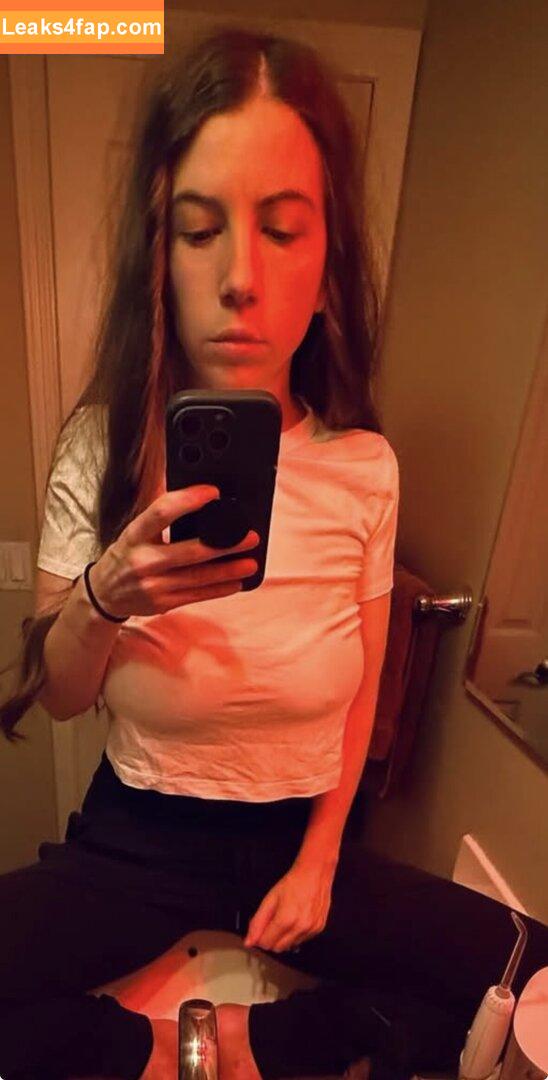 Nikki Osborne / nikkiosborneofficial / ohhelloitsnikki / ohitsnikki / thebushblonde leaked photo photo #0035