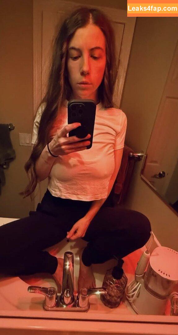 Nikki Osborne / nikkiosborneofficial / ohhelloitsnikki / ohitsnikki / thebushblonde leaked photo photo #0037