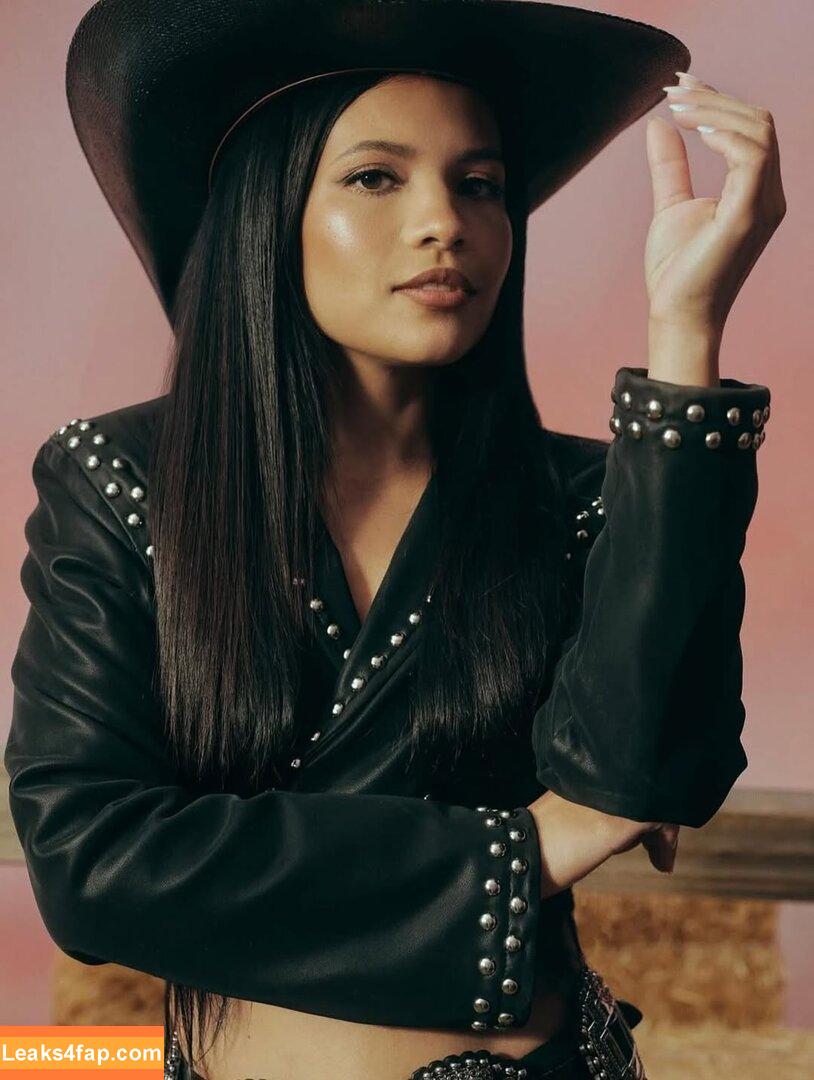 Nikki Rodriguez / nikkirodriguez leaked photo photo #0013