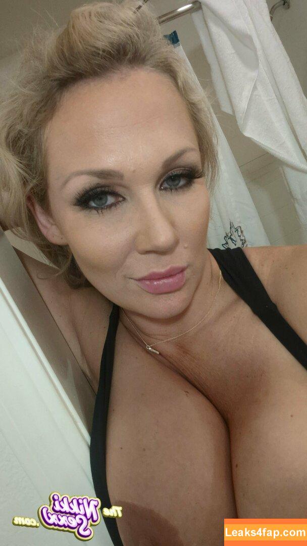 Nikki Sexx / PleaseDontDeleteNikki / thenikkisexx leaked photo photo #0261