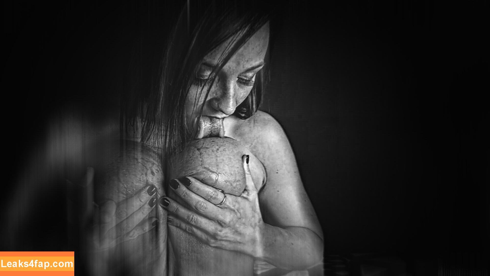 Nikki Sims / NextDoorNikki / https: / nikki.sims.official слитое фото фото #0047