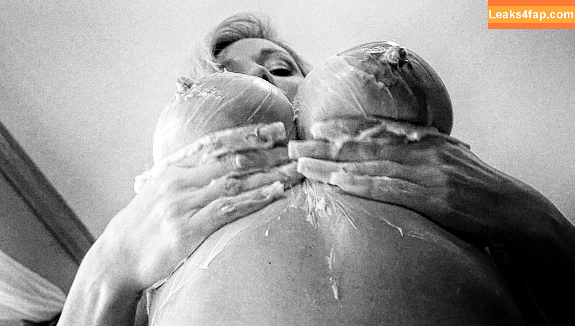 Nikki Sims / NextDoorNikki / https: / nikki.sims.official слитое фото фото #0266