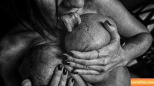 Nikki Sims фото #0048