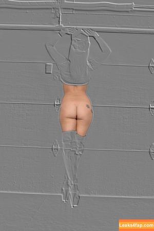 Nikki Sims фото #0051