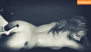 Nikki Sims фото #0256