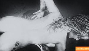 Nikki Sims фото #0269