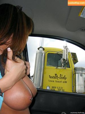 Nikki Sims фото #0454