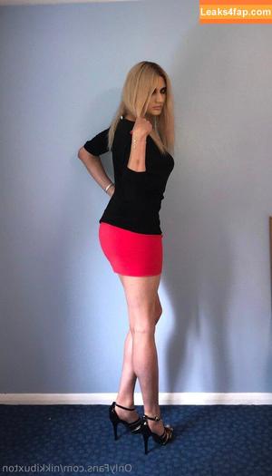 nikkibuxton photo #0001