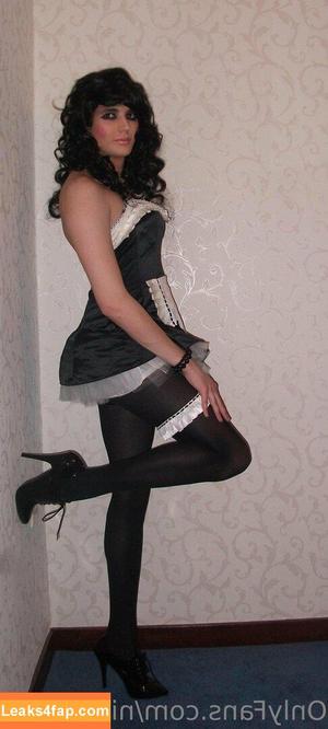 nikkibuxton photo #0018