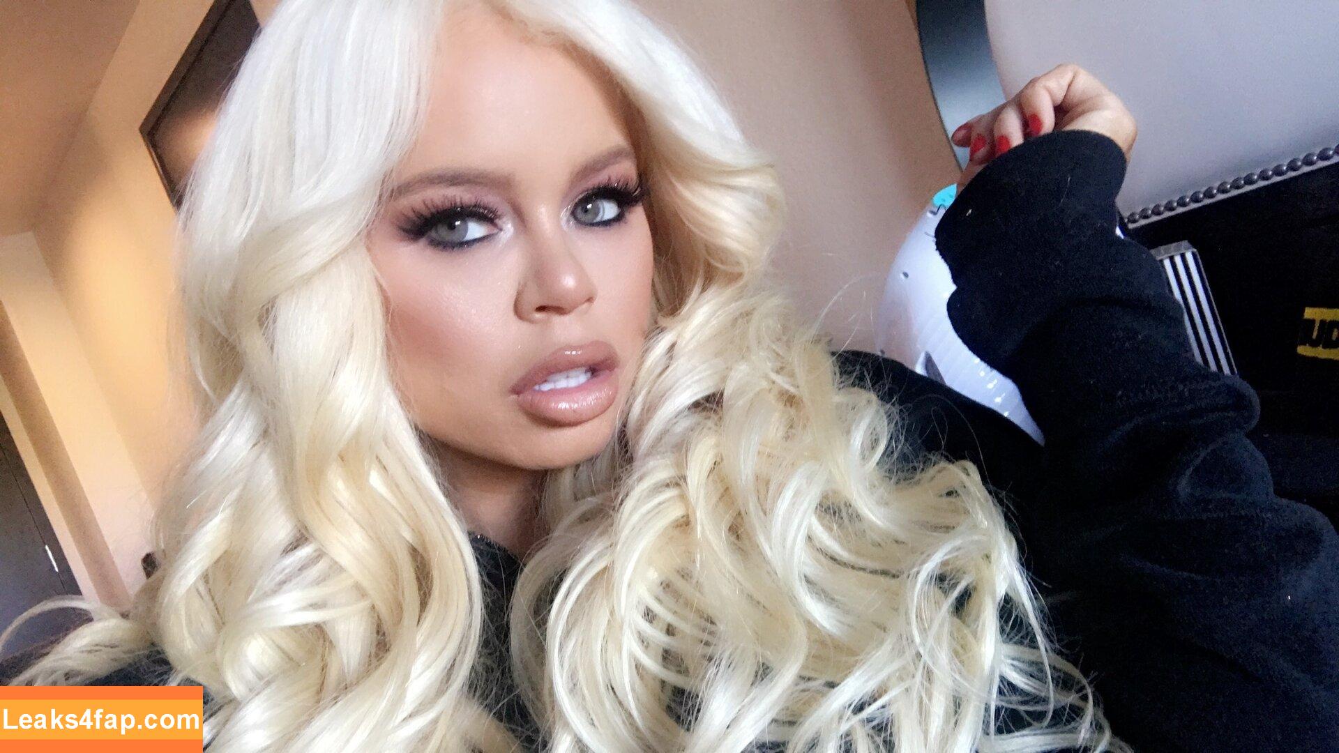 nikkidelano /  leaked photo photo #0016