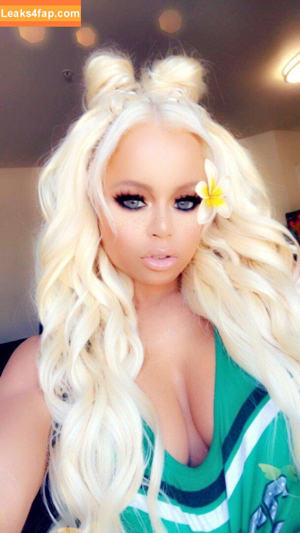 nikkidelano /  leaked photo photo #0146