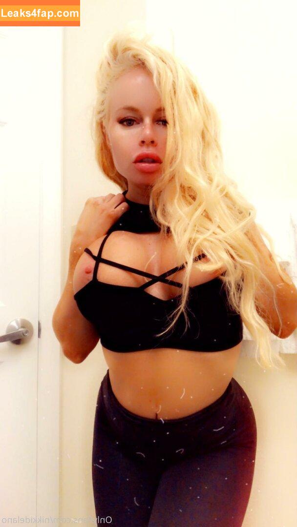 nikkidelano /  leaked photo photo #0439