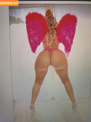nikkidelano photo #0045