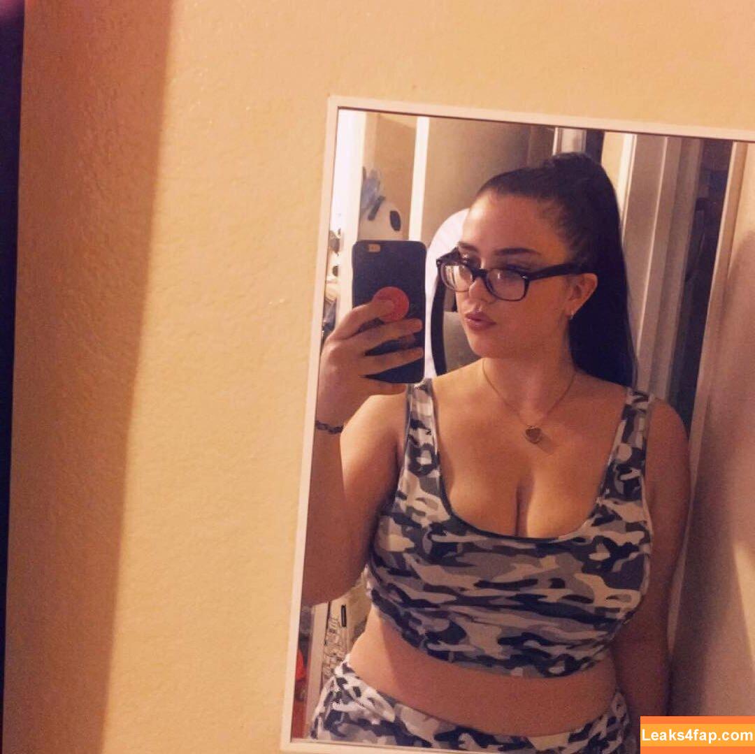 nikkimichay / https: leaked photo photo #0002