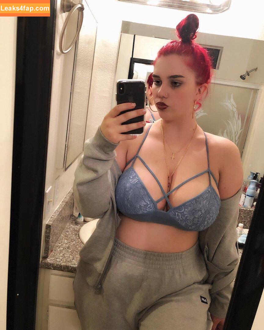 nikkimichay / https: leaked photo photo #0018