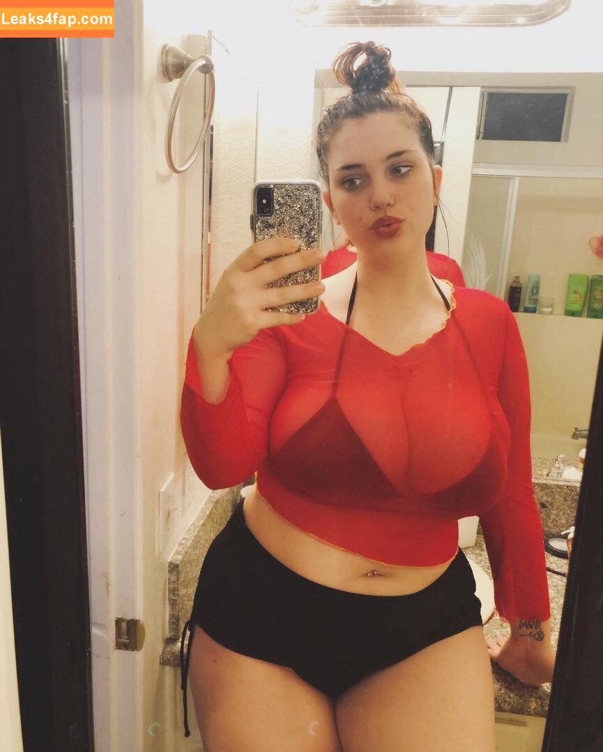 nikkimichay / https: leaked photo photo #0084