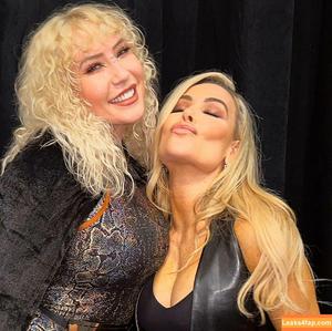 Nikkita Lyons фото #0408