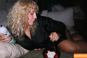 Nikkita Lyons фото #0432