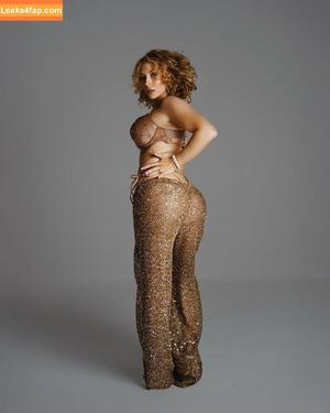 Nikkita Lyons photo #0859