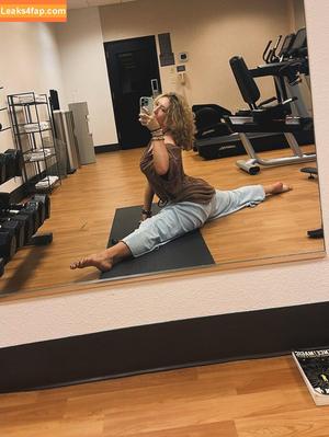 Nikkita Lyons фото #0899