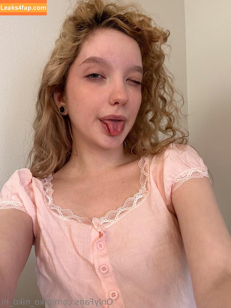 niko_niko_ni / niko_niko_ni_ni leaked photo photo #0004