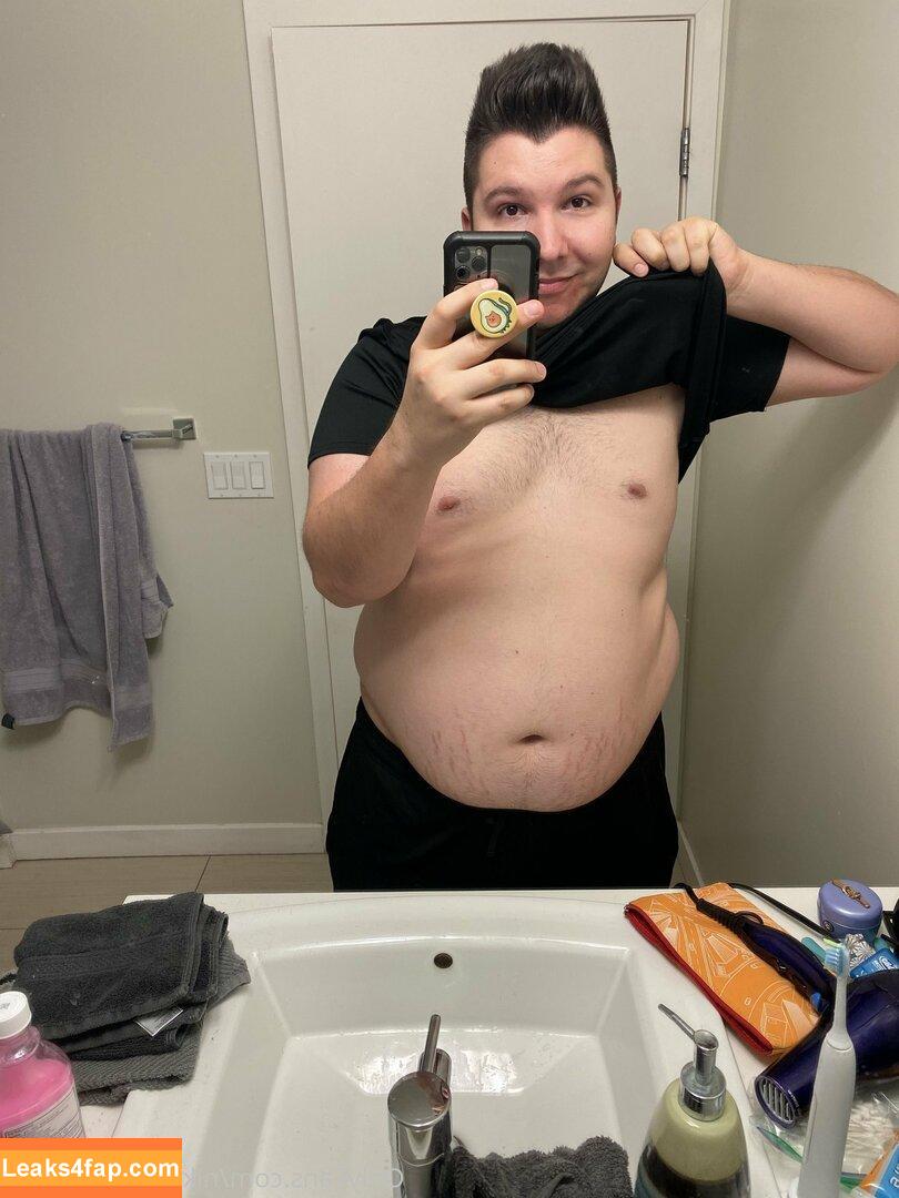 nikocadoavocado / nikocadoavocado_real leaked photo photo #0005