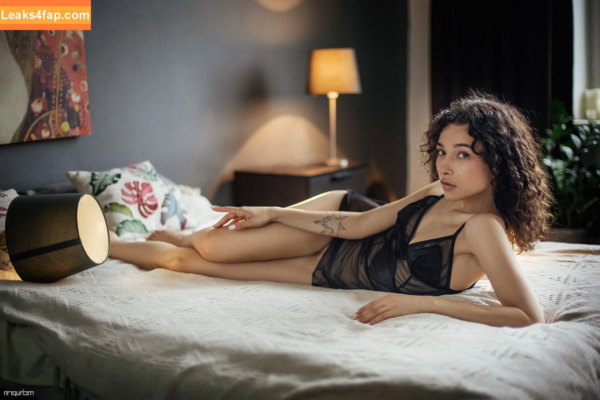 Nikol Beylik / Lily Hayjes / Wandaweb / nikolxxnikol / pronixyy leaked photo photo #0149