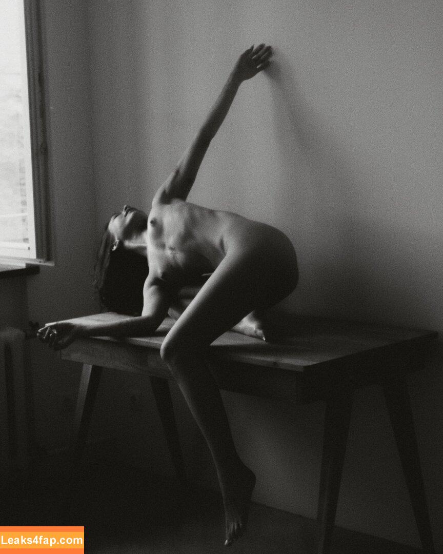 Nikol Beylik / Lily Hayjes / Wandaweb / nikolxxnikol / pronixyy leaked photo photo #0344