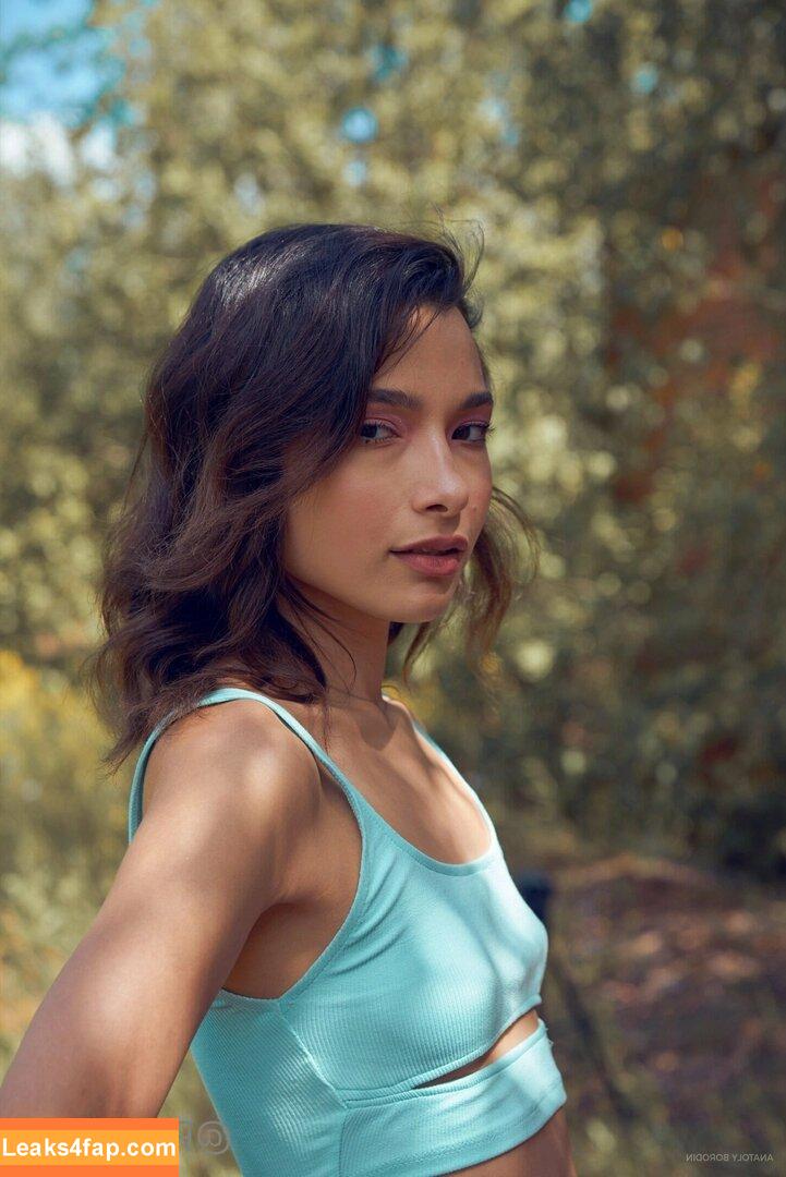 Nikol Beylik / Lily Hayjes / Wandaweb / nikolxxnikol / pronixyy leaked photo photo #0541