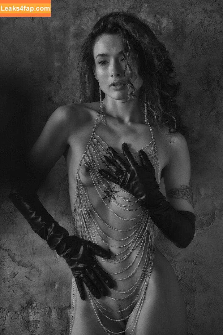 Nikol Beylik / Lily Hayjes / Wandaweb / nikolxxnikol / pronixyy leaked photo photo #0590