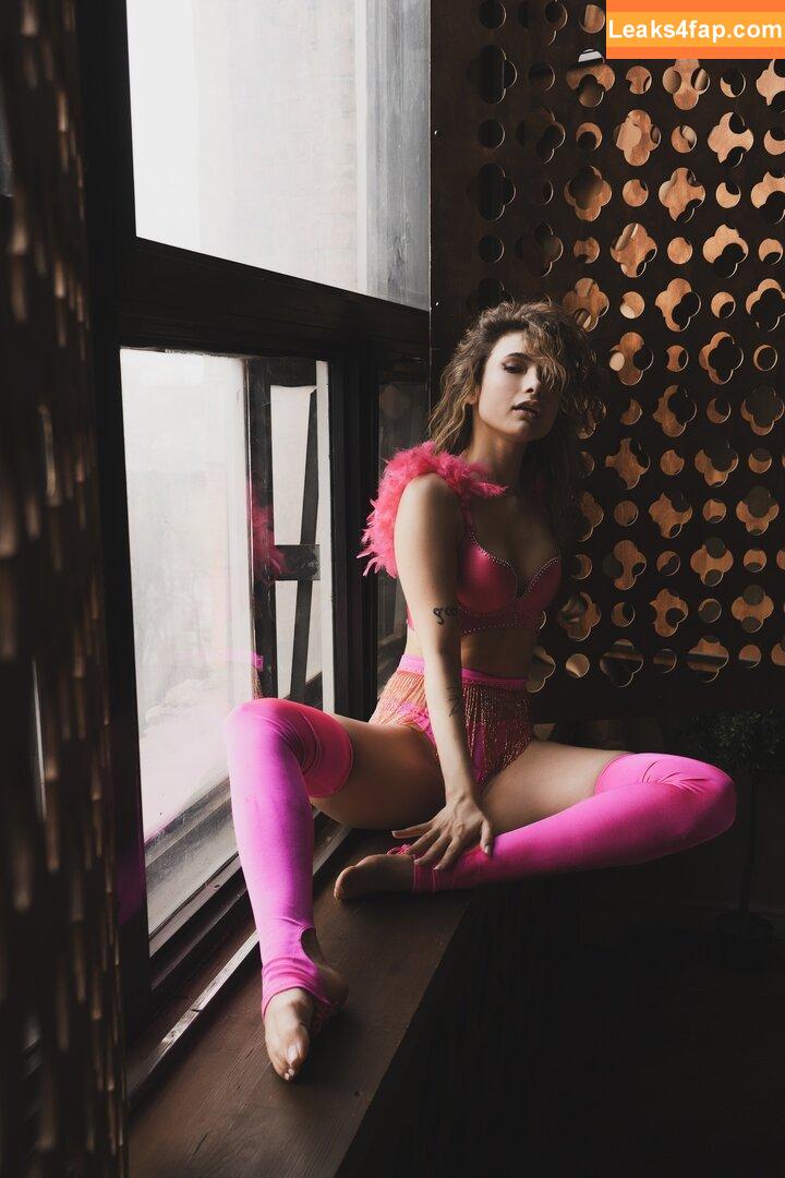Nikol Beylik / Lily Hayjes / Wandaweb / nikolxxnikol / pronixyy leaked photo photo #0764