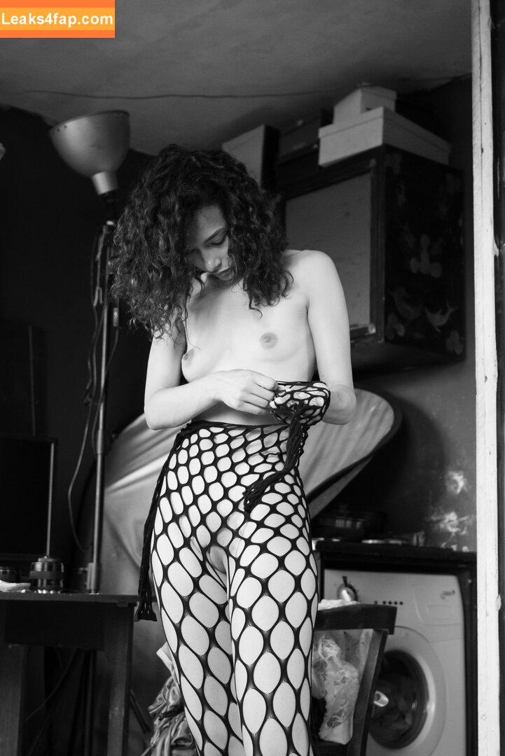 Nikol Beylik / Lily Hayjes / Wandaweb / nikolxxnikol / pronixyy leaked photo photo #0836