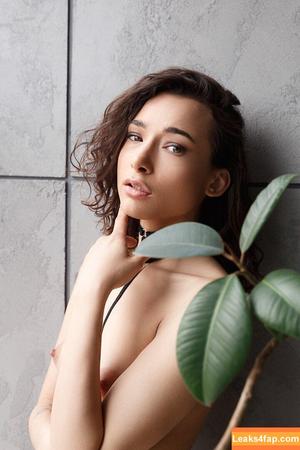 Nikol Beylik photo #0037