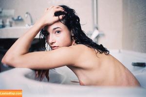 Nikol Beylik photo #0322