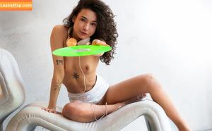 Nikol Beylik photo #0451