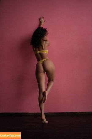 Nikol Beylik photo #0653