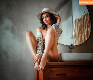 Nikol Beylik photo #0677