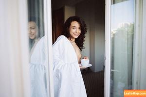 Nikol Beylik photo #0738