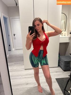 Nikonenko Alyona photo #0003