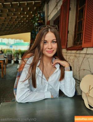 niliaaa photo #0013