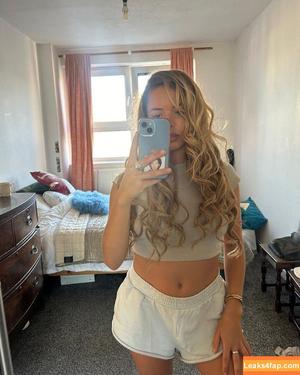 Nilufer Yanya photo #0004