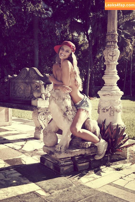 Nina Agdal / ninaagdal leaked photo photo #0325