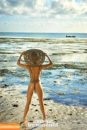 Nina Agdal photo #0299