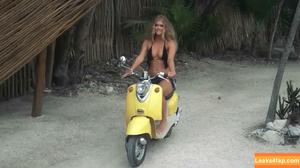 Nina Agdal photo #0416