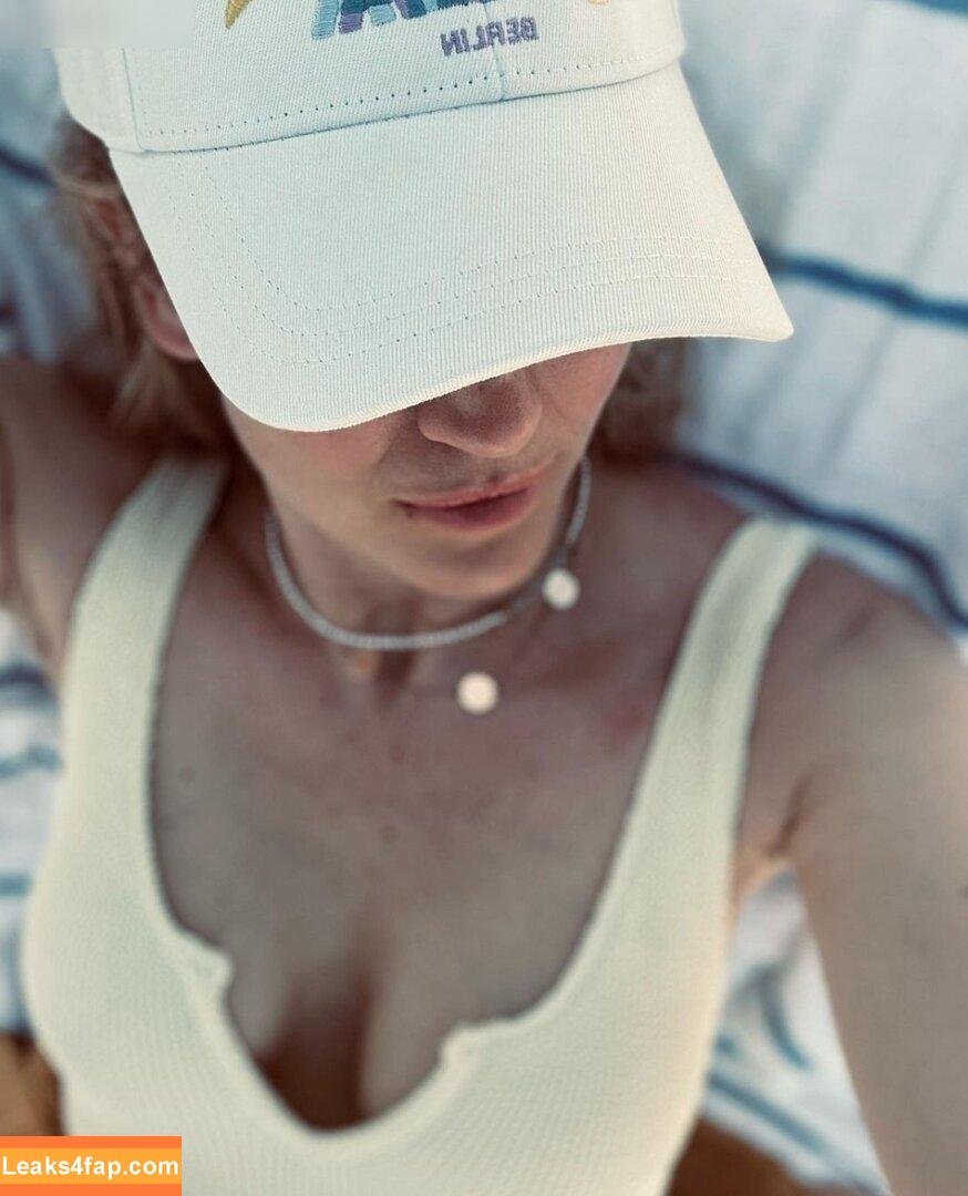 Nina Bott / ninabott leaked photo photo #0045