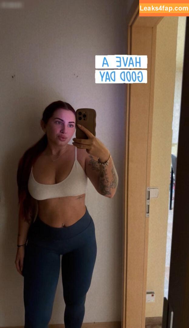 nina.buettner_fit /  leaked photo photo #0028