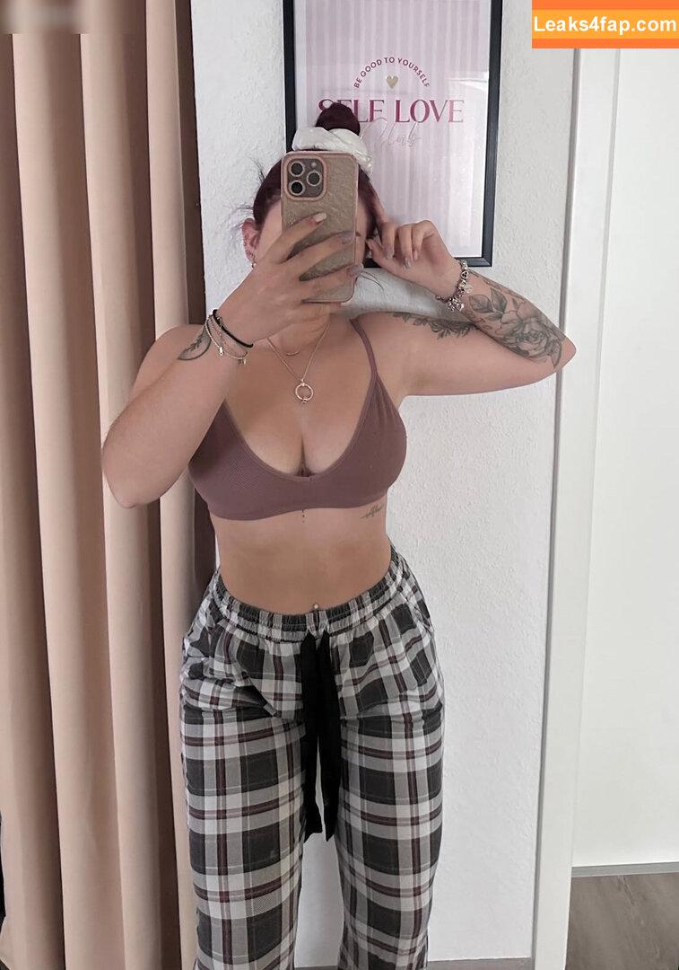 nina.buettner_fit /  слитое фото фото #0062