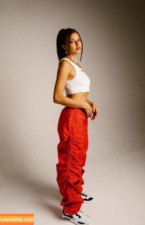 Nina Chuba photo #0062