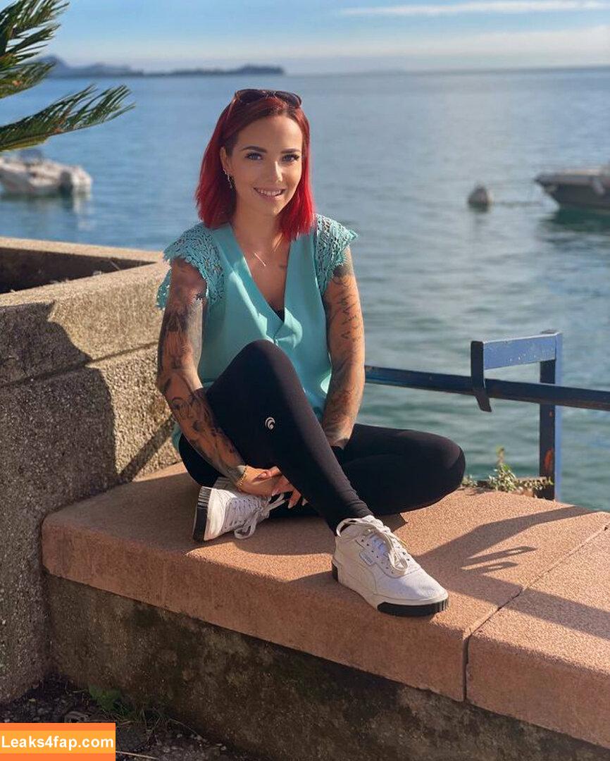 Nina Devil / NinaDevil666 / ninadevil_free / ninadeviloffizielles leaked photo photo #0005